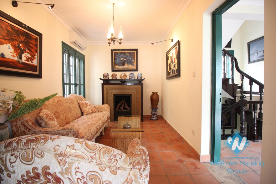 Charming villa for rent on the lakeside with lovely garden in Tay Ho, Hanoi