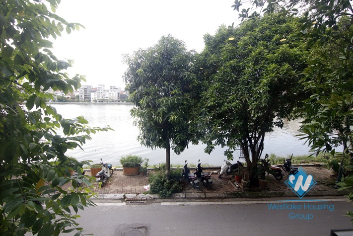 Office, cafe shop for rent in Tay ho, Ha noi