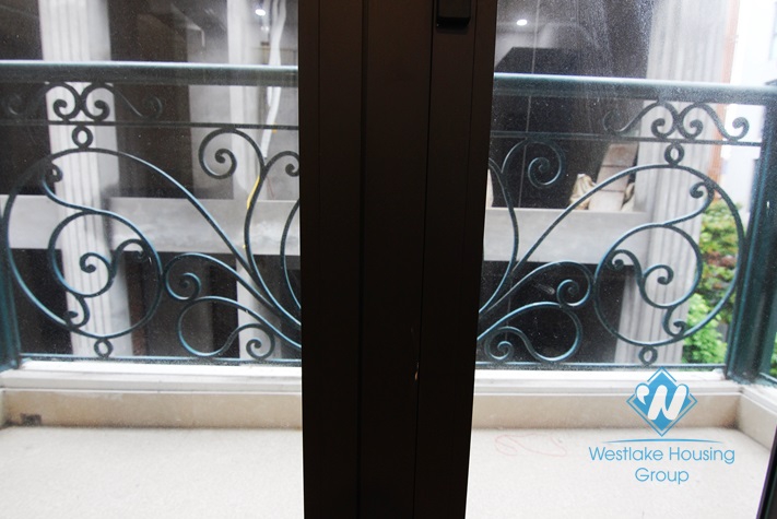 A Brandnew 01 bedroom apartment for rent in Tu Hoa st, Tay Ho district, Ha Noi
