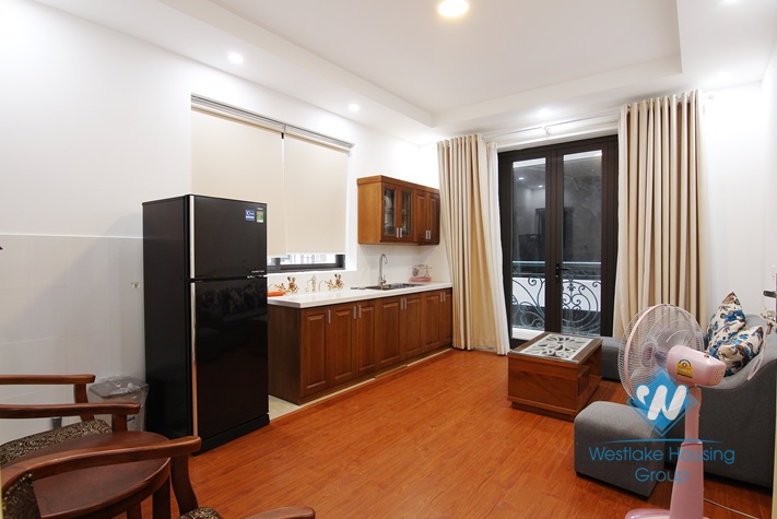 A Brandnew 01 bedroom apartment for rent in Tu Hoa st, Tay Ho district, Ha Noi