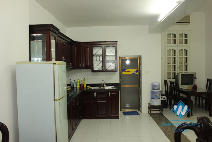 Nice house with yard for lease in Xuan Dieu street, Tay Ho, Hanoi