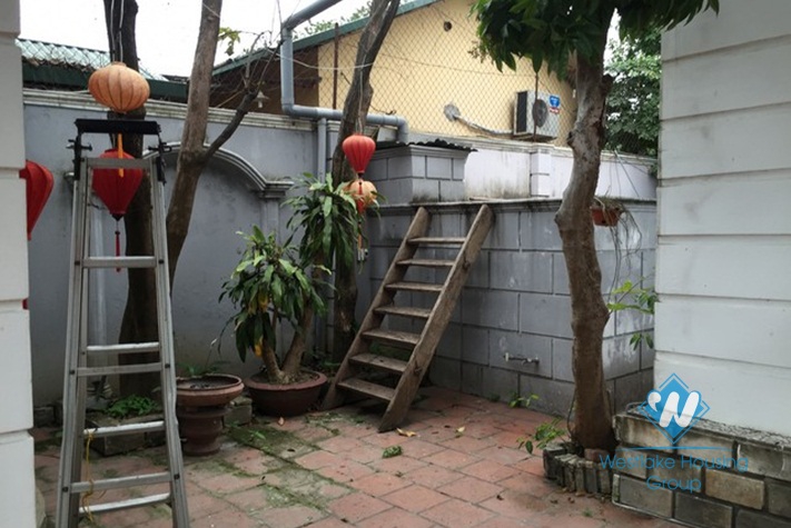 Nice and garden house for rent in Dang Thai Mai st, Tay Ho district