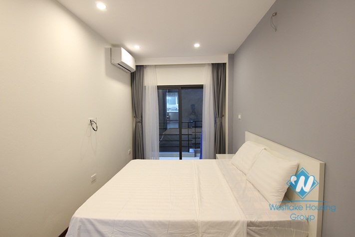 Affordable price 02 bedrooms apartment for rent on Tu Hoa Street, Tay Ho, Ha Noi