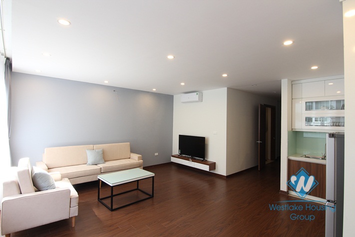 Affordable price 02 bedrooms apartment for rent on Tu Hoa Street, Tay Ho, Ha Noi