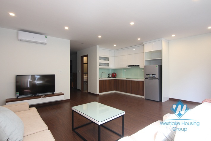 Affordable price 02 bedrooms apartment for rent on Tu Hoa Street, Tay Ho, Ha Noi