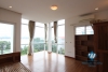 An amazing 5 bedroom house for rent by the lake