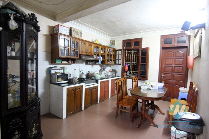House with lakeview for rent in Tay Ho, Hanoi