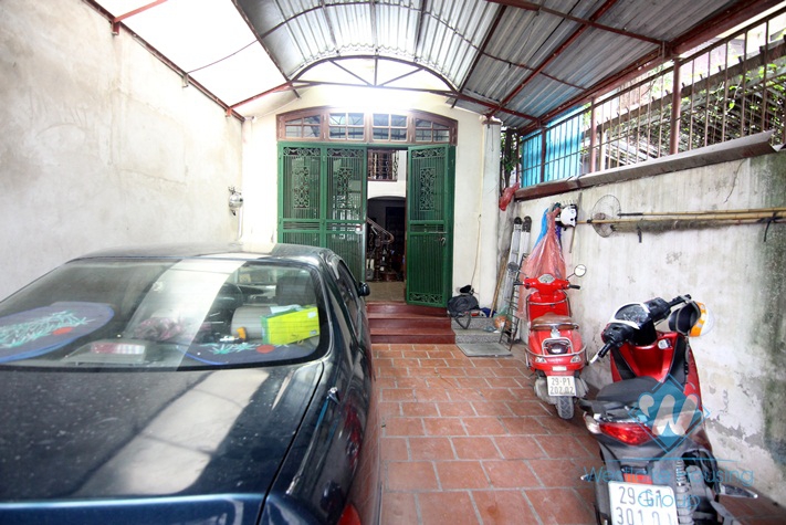 House with lakeview for rent in Tay Ho, Hanoi