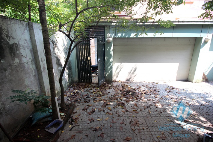 Elegant house with 3 bedroom, front yard and terrace for rent in Ba Dinh, Ha Noi $1150