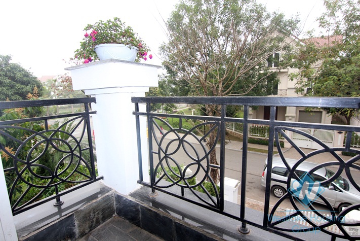 First rate villa for rent in Vinhomes riverside Long Bien