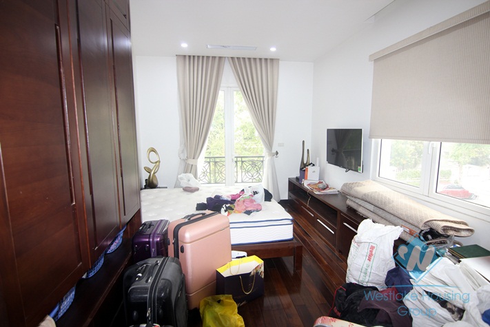 First rate villa for rent in Vinhomes riverside Long Bien