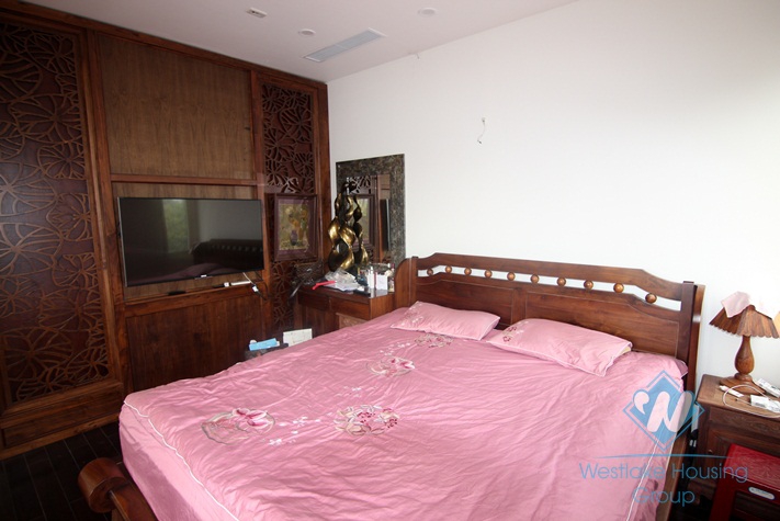 First rate villa for rent in Vinhomes riverside Long Bien