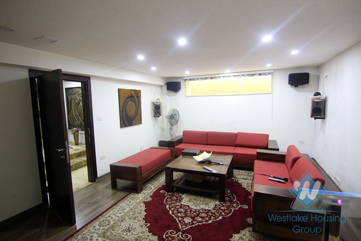 First rate villa for rent in Vinhomes riverside Long Bien