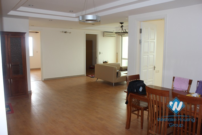 Very nice and fully furnished apartment for lease in Ciputra Tay ho, Ha noi