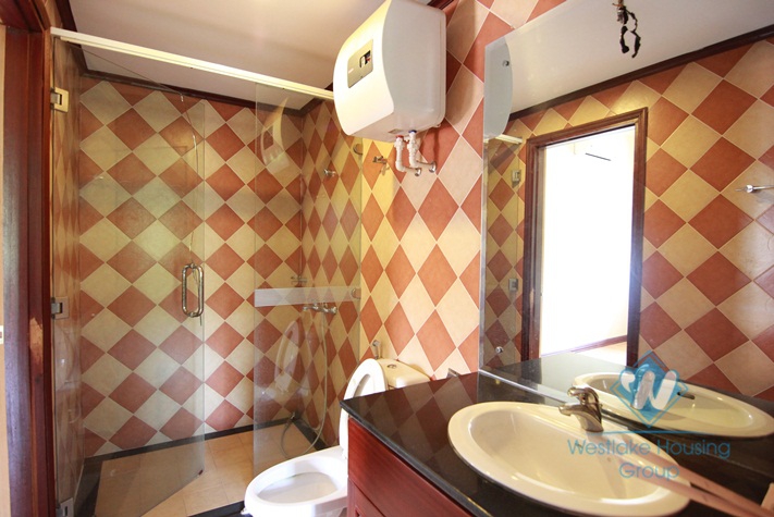 Stunning spacious detached villa with swimming pool for rent in Tay Ho