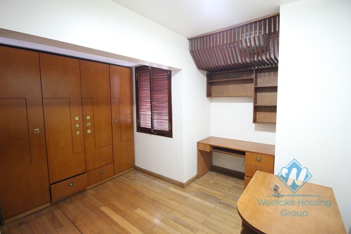 Lakeside villa with swimming pool for rent in Tay Ho, Hanoi
