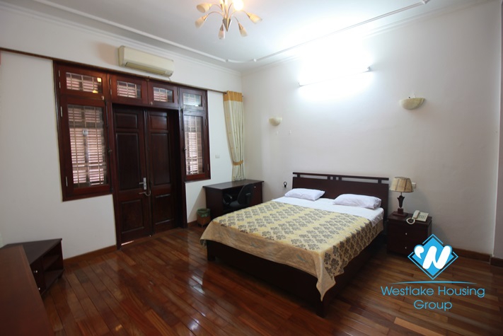 Lovely apartment for rent in Truc Bach lake, Ba Dinh, Hanoi