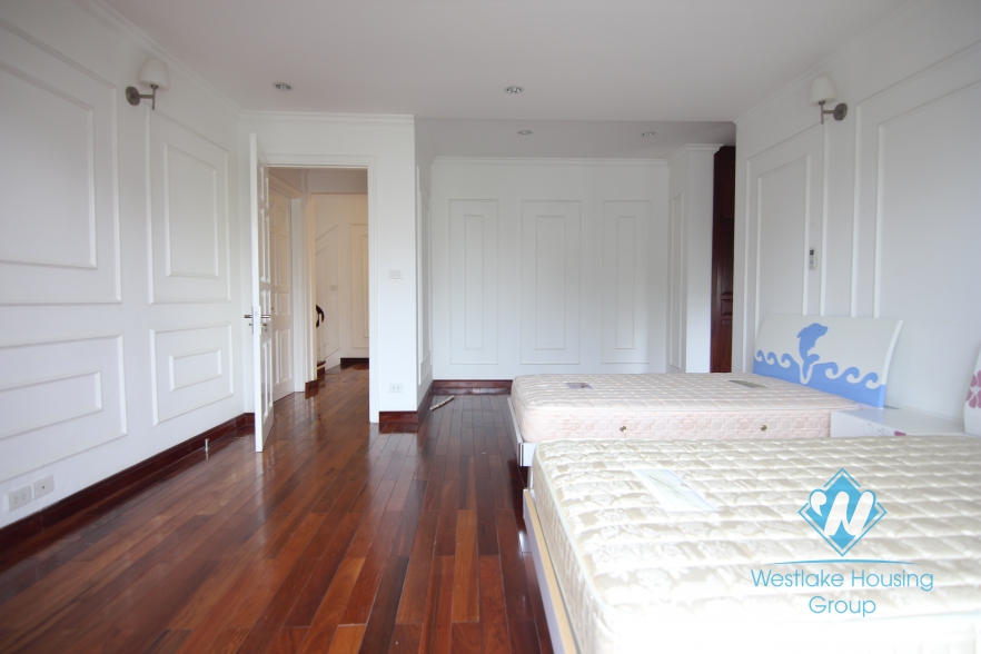 High quality class villa for rent with a huge garden for rent in Ciputra area, Tay Ho, Ha Noi
