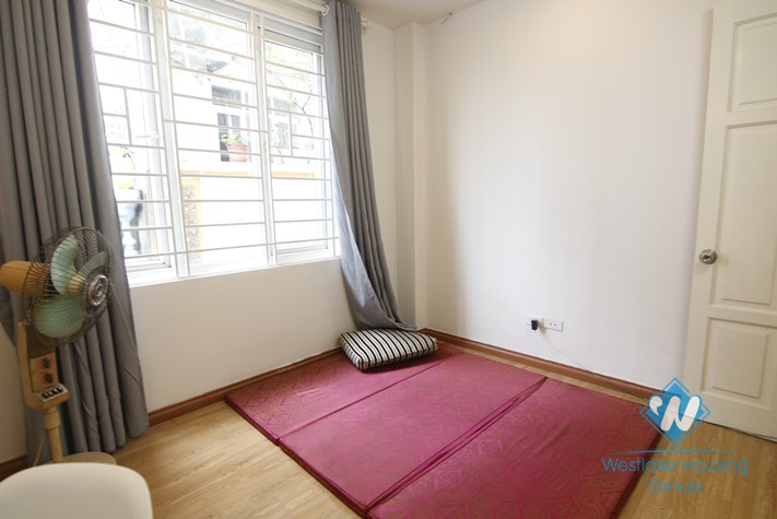 Six bedrooms house for rent in Hoang Hoa Tham street, Ba Dinh district, Ha Noi