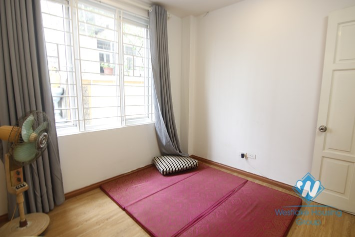 Six bedrooms house for rent in Hoang Hoa Tham street, Ba Dinh district, Ha Noi