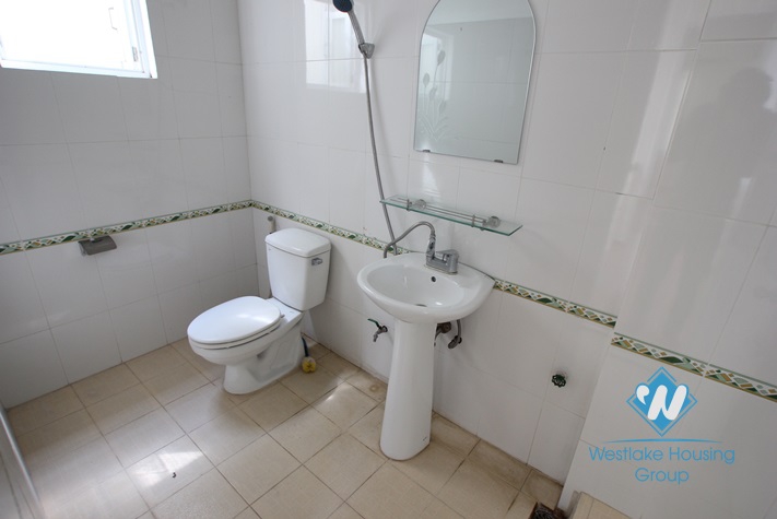 4-floor house with nice yard for rent in Tay Ho district .