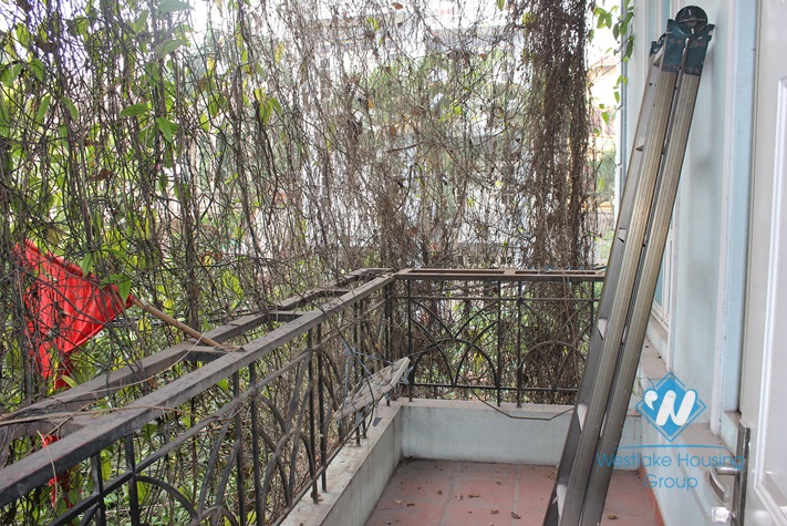 Cosy house for rent in Au Co street, Tay Ho District, Ha Noi