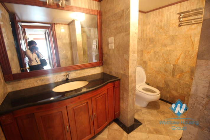 Charming apartment with swimming pool, gym and sauna for rent on Tay Ho, Tay Ho, Hanoi