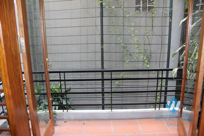 Cosy house for lease in Westlake area, fully furnished.