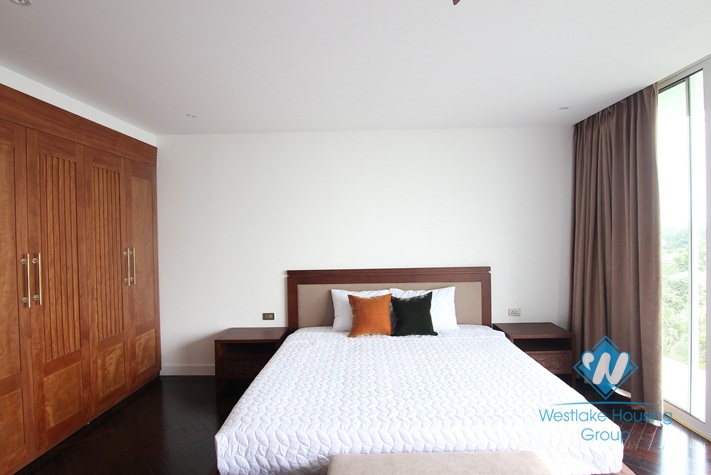 A luxury 4 bedroom apartment for rent in Tay Ho area