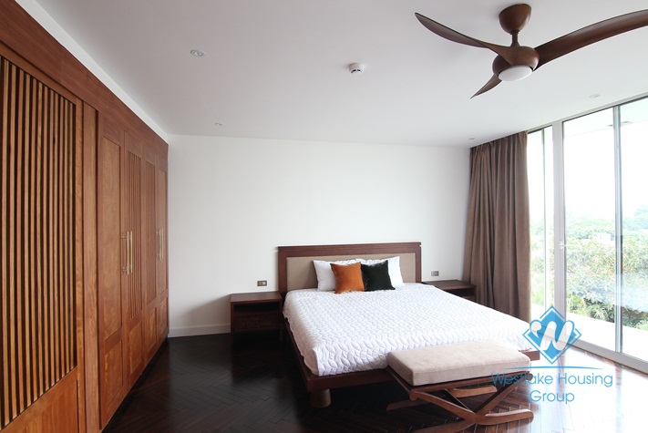 A luxury 4 bedroom apartment for rent in Tay Ho area
