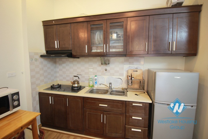 Cheap 02 bedrooms apartment for rent in Dang Thai Mai Street, Tay Ho District, Ha Noi