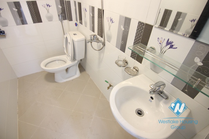 Unfurnished 6 storeys house for lease in Ba Dinh district