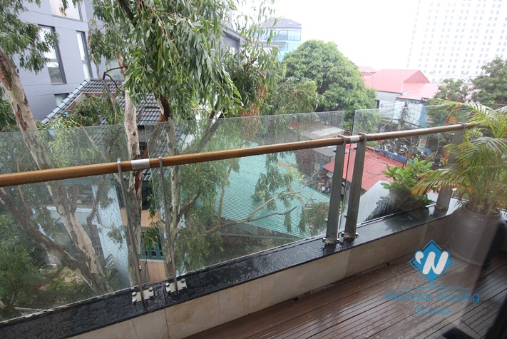 Nice and bright apartment for rent in Xuan Dieu street, Tay Ho district , Hanoi