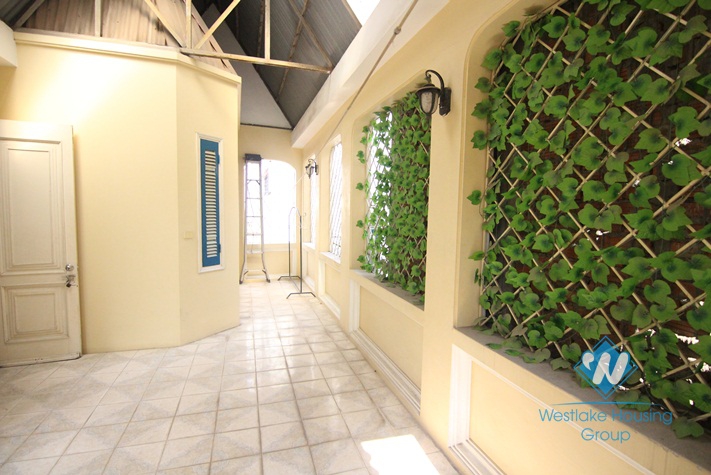 Affordable price 04 bedrooms house for rent in Ba Dinh district, near Lotte Tower