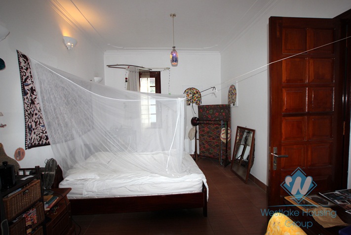 Nice house with big yard for lease in Dang Thai Mai st, Tay Ho, Ha Noi