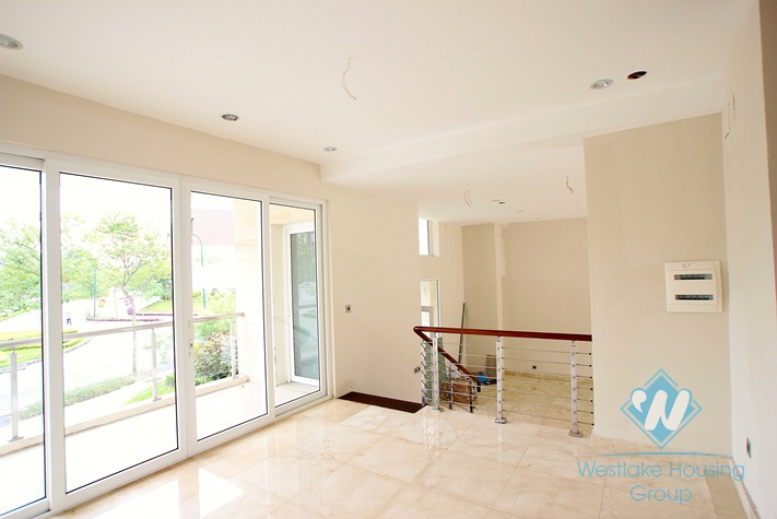 Brand new villa for rent in Ciputra, large garden & great view