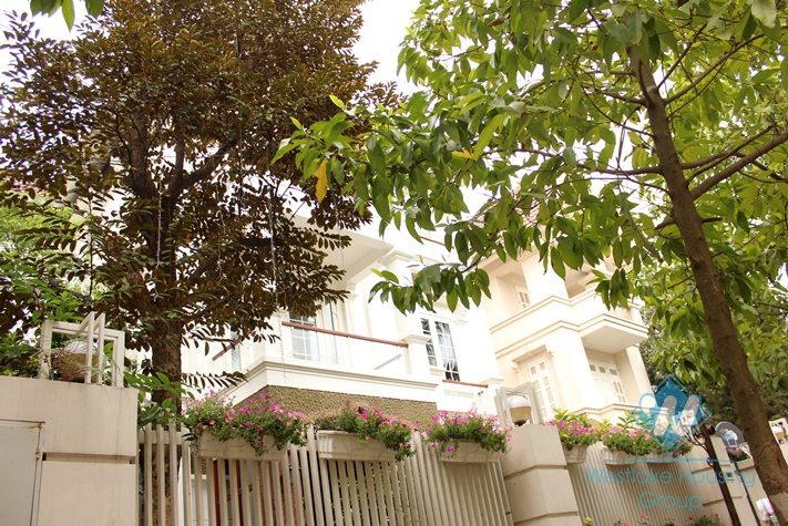 High quality house with modern furniture for lease in Ciputra, Tay Ho, Hanoi