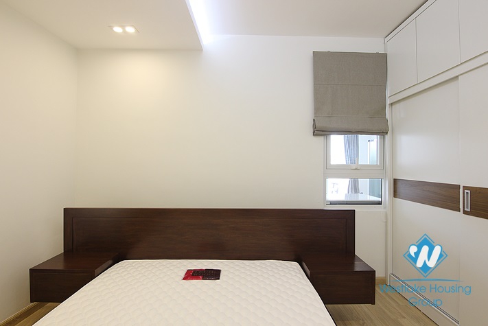 Lake view and modern apartment for rent in Tay Ho district 