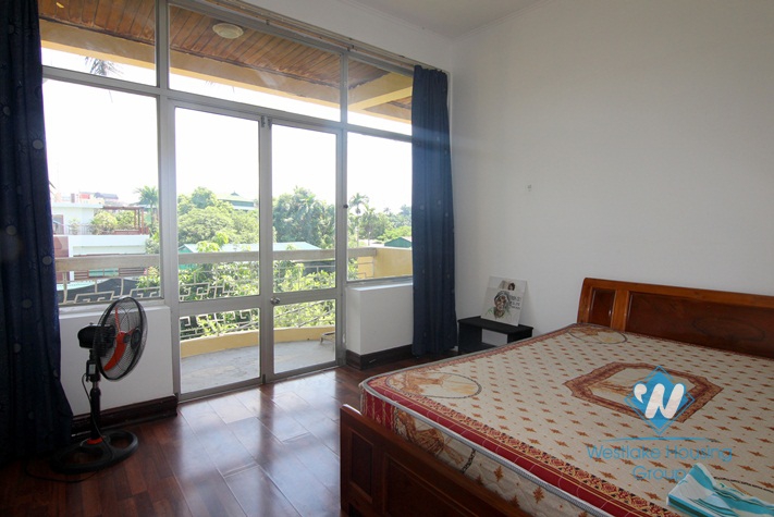 A lovely 4 bedroom house for rent in Tay ho, Ha noi