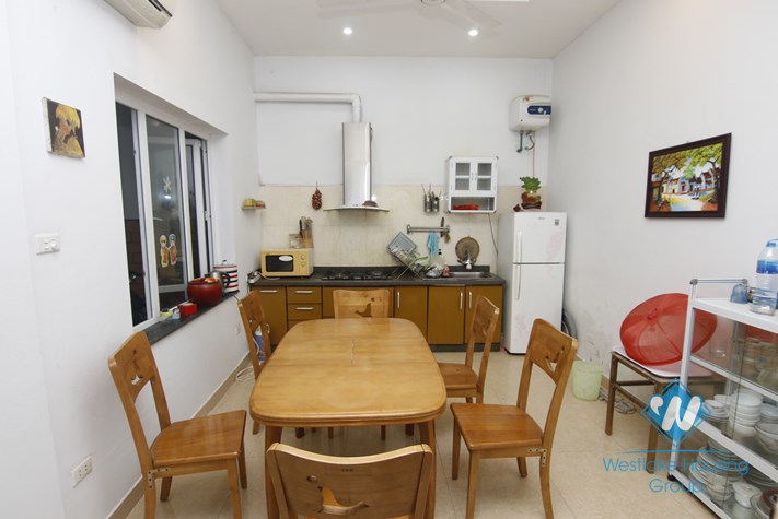 House with 4 bedroom for rent in Doi Can, Ba Dinh