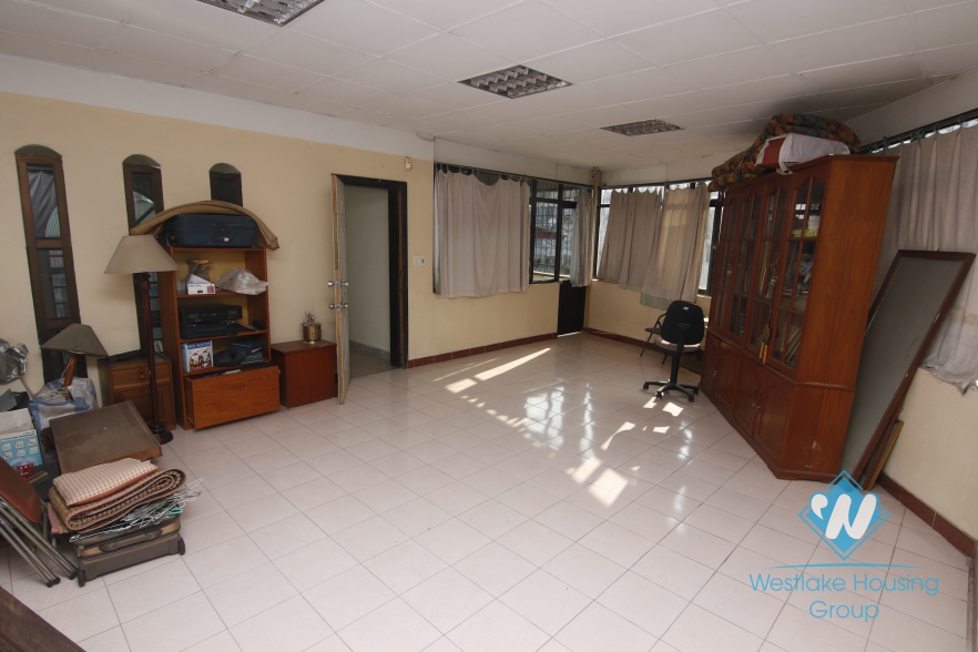 Cozy and well furnished house in Kim Ma Street, Ba Dinh