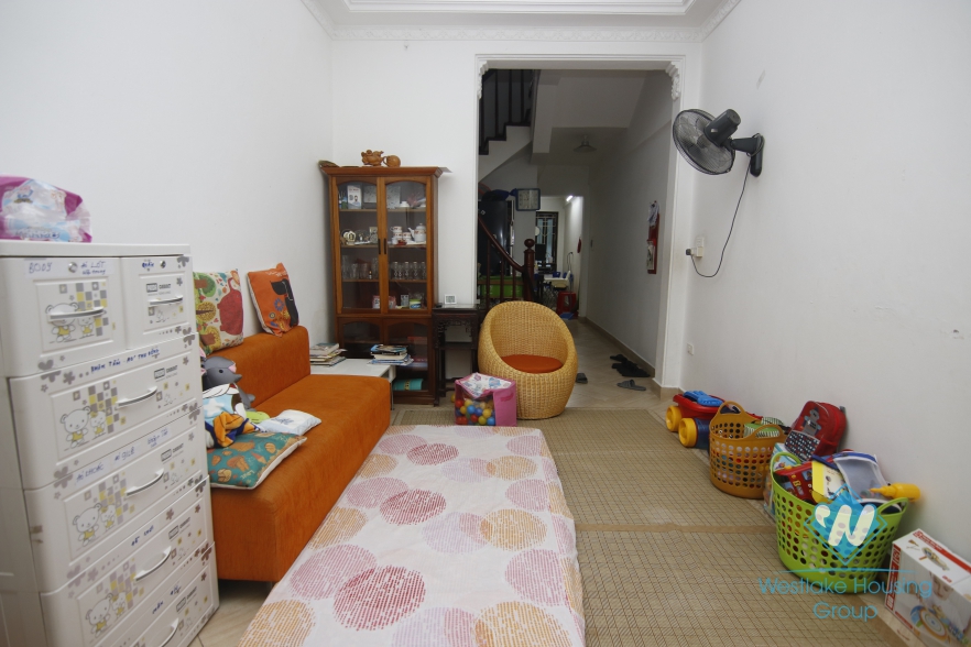 4 storey house for rent in Ba Dinh District, Hanoi.