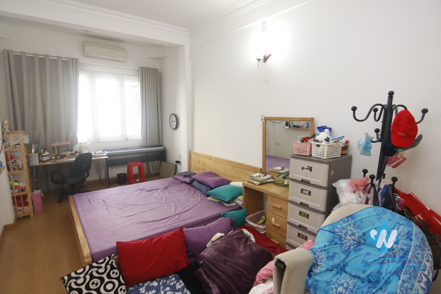 4 storey house for rent in Ba Dinh District, Hanoi.