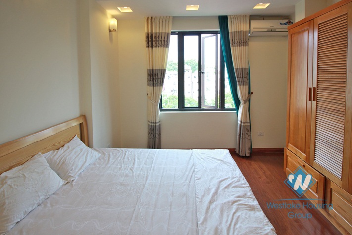 Serviced apartment for lease in Truc Bach area, Ba Dinh, Hanoi