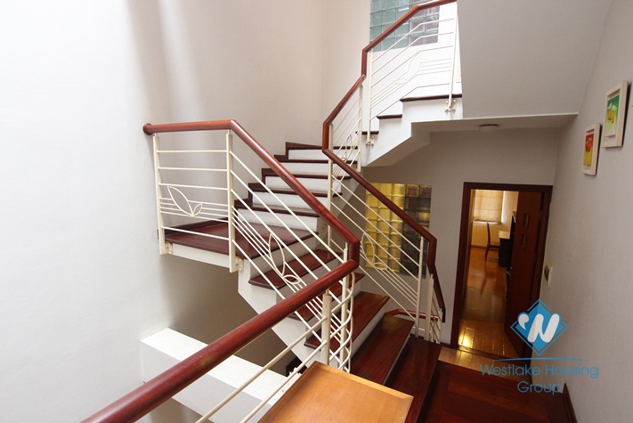 A beautiful 4 bedroom house for rent in Ba Dinh, Ha Noi