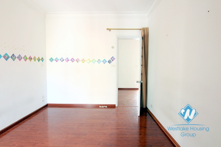 Nice house with stunning view of West lake on Au Co street, Tay Ho, Hanoi