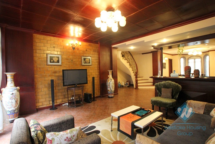 French style house avaialble for rent in Westlake area, fully furnished