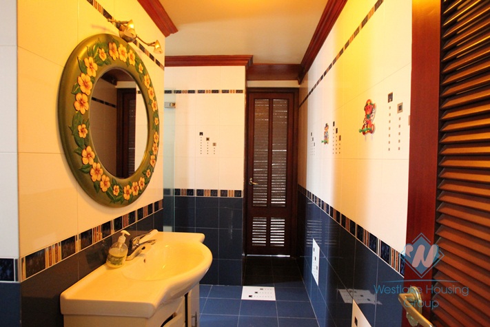 French style house avaialble for rent in Westlake area, fully furnished