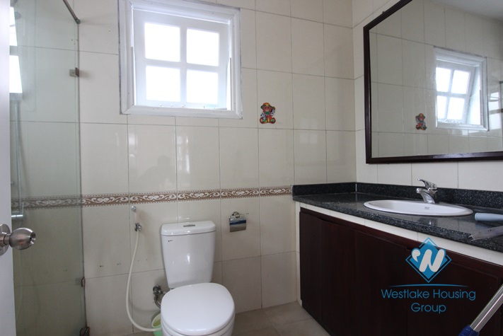 400 sqm villa with 4 bedrooms for rent in D block, Ciputra.