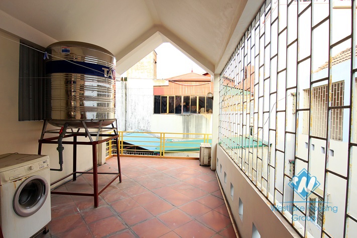 Cheap house with 3 bedrooms  for rent in Tay Ho area.